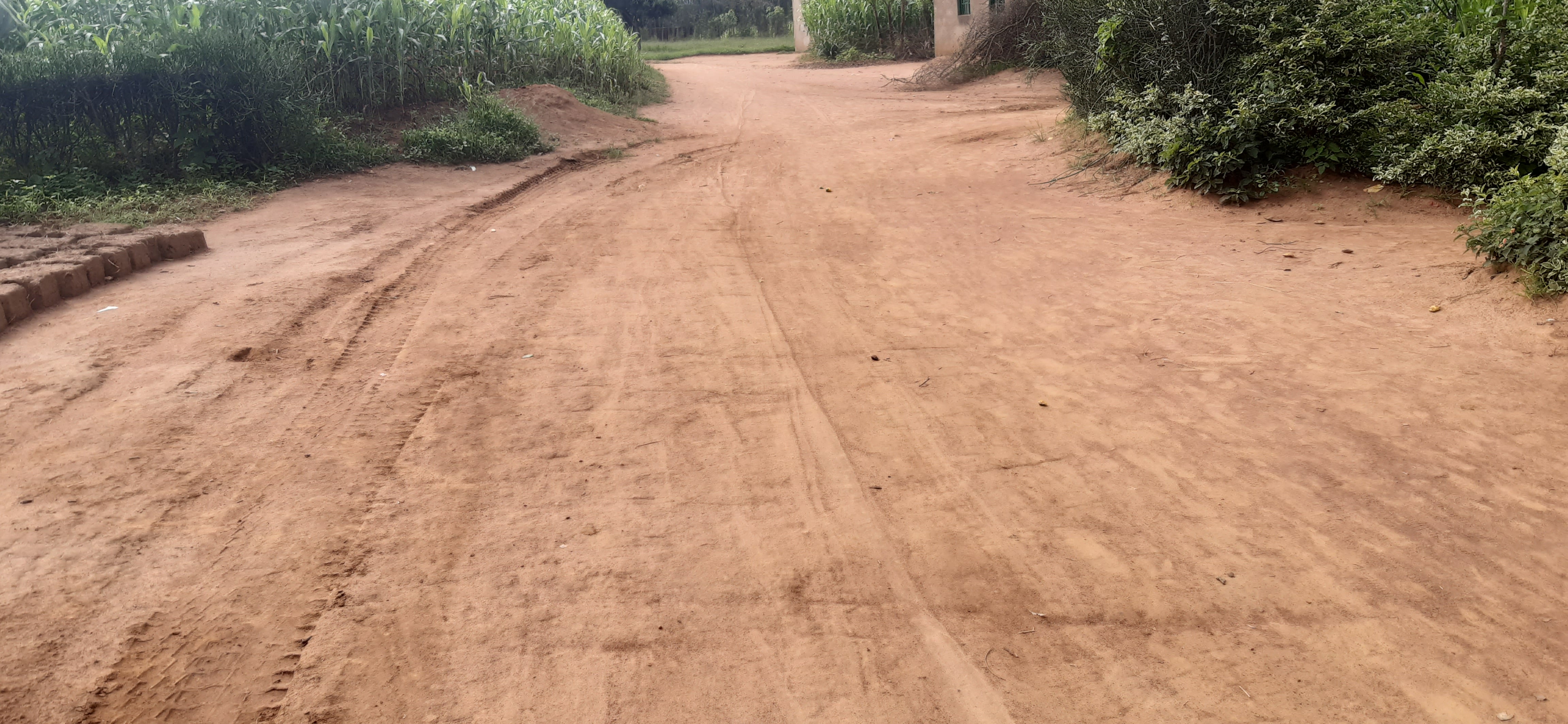 Residential plot for sale in Shyorongi on main road on top mountain 1